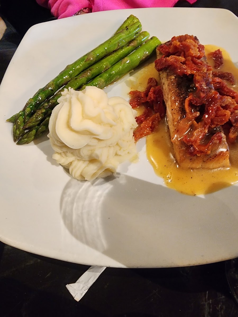 Los Pinos Surf And Turf-10